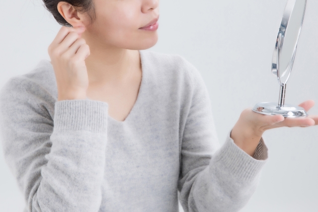耳の下のしこりや腫れを安全に取り除く専門手術